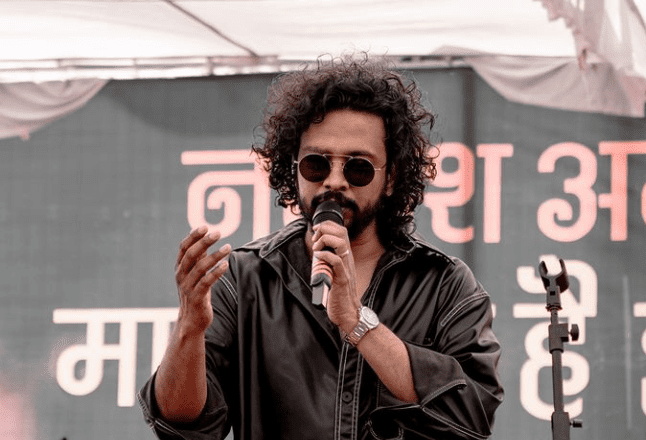 Nakash Aziz Net Worth